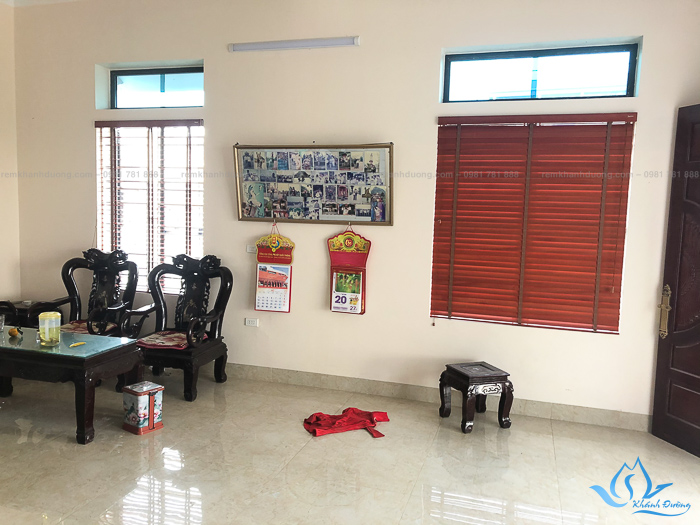 Tư vấn lắp đặt mẫu rèm gỗ phòng khách MSJ308