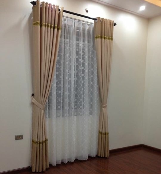 Rèm vải cho khung cửa biệt thự trang nhã