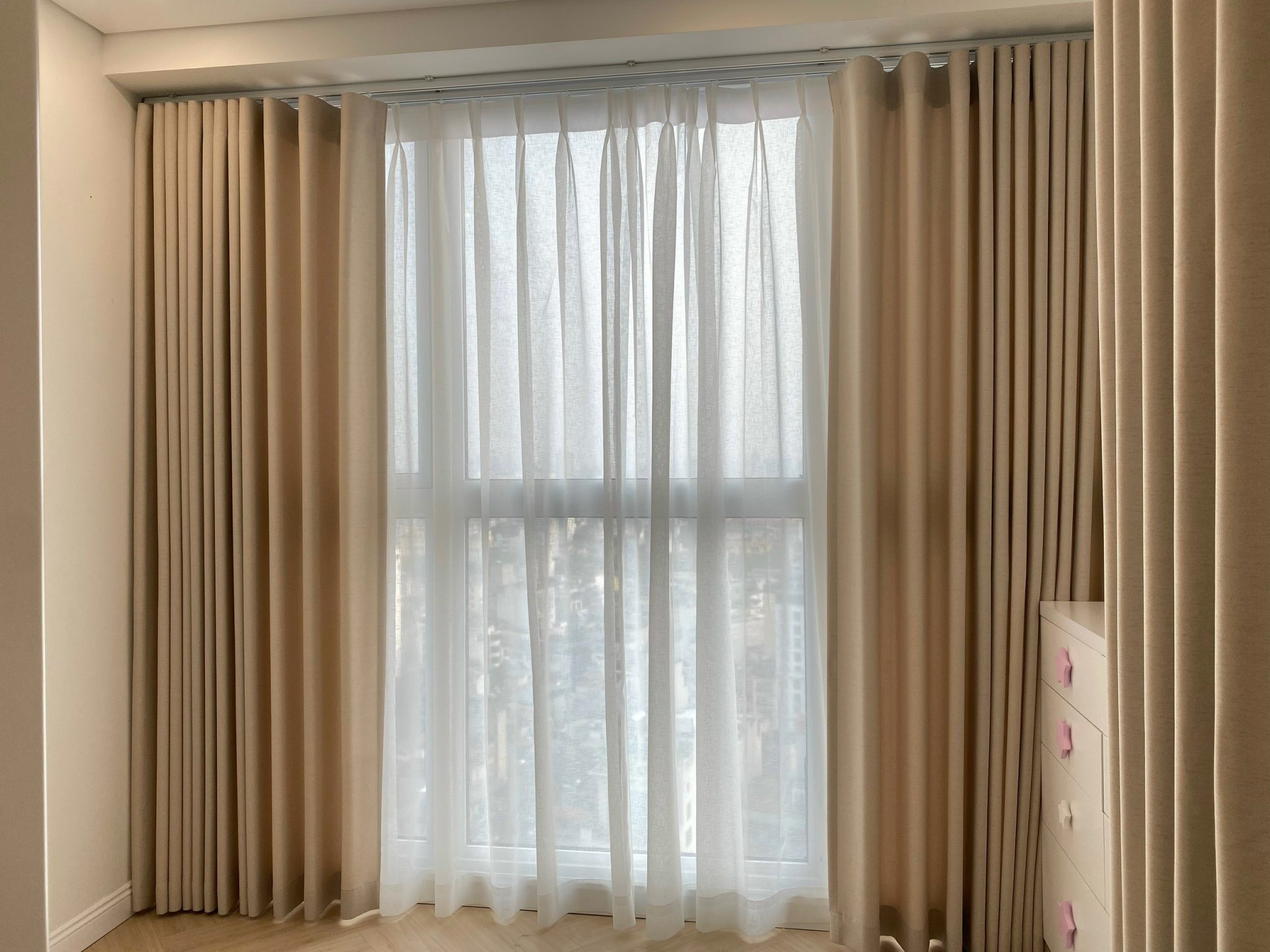 Rèm Vải Nhật Bản - Mang Lại Sự Yên Bình Cho Không Gian Sống Tại Long Biên, Hà Nội