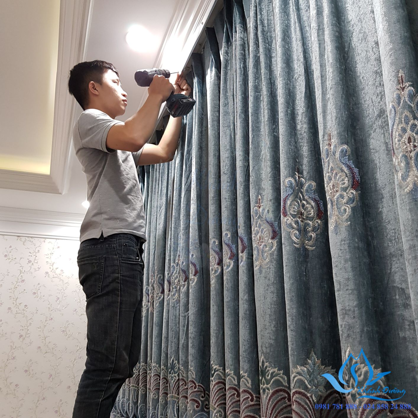 Rèm tân cổ điển hoa văn sang trọng tại Hà Nội