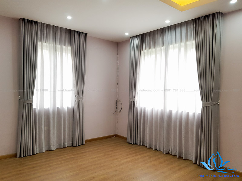Lắp đặt rèm vải hai lớp tại sang trọng nhà biệt thự Hà Đông, Hà Nội