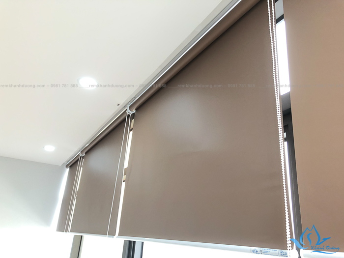 Rèm cuốn KD-09 có chất liệu chống nắng