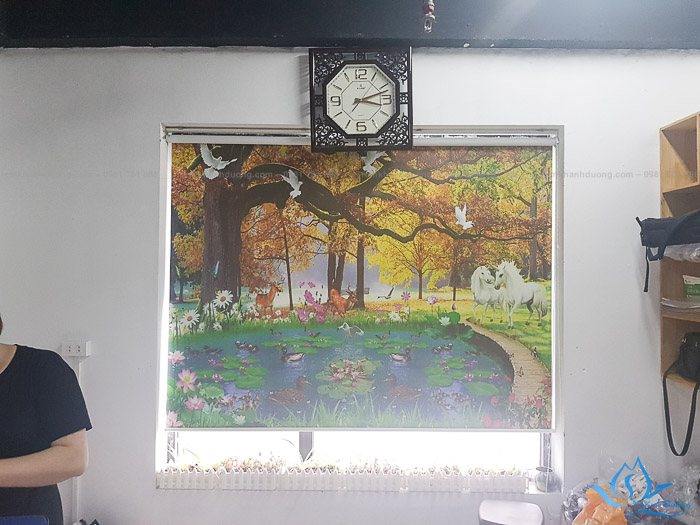 Giới thiệu mẫu rèm tranh in thường không máng RT31