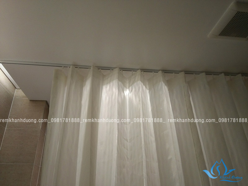 Sắc be nhẹ nhàng của mẫu rèm phòng tắm PT110