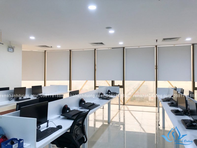 Rèm cuốn sang trọng cho phòng họp, văn phòng tại Trần Duy Hưng