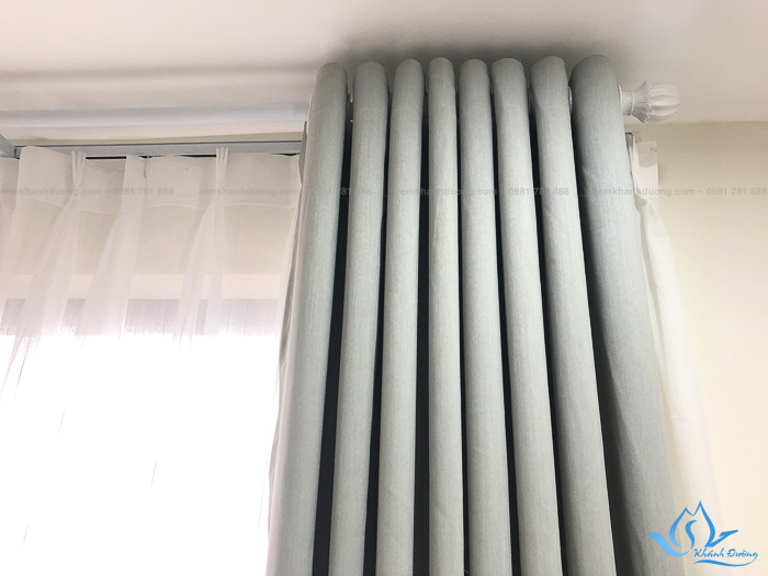 Rèm vải may ore đẹp màu ghi cho phòng ngủ chung cư