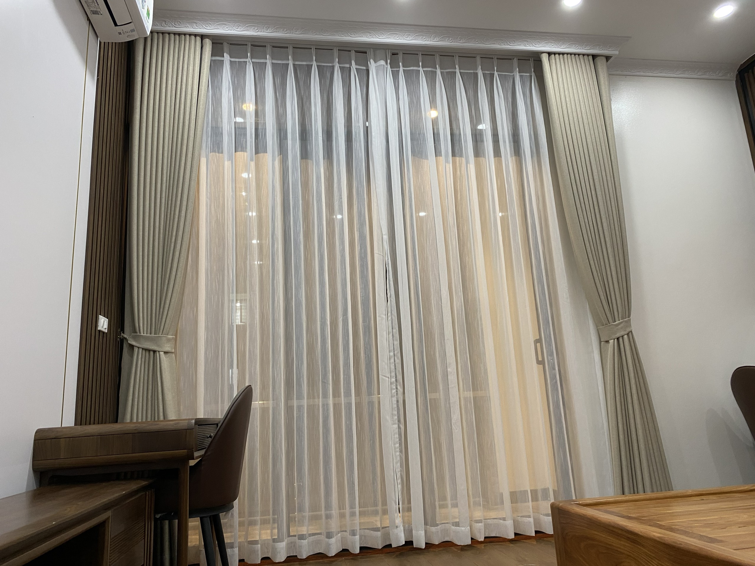 Rèm Vải Nhật Bản - Vẻ Đẹp Thanh Lịch Từ Phương Đông Tại Phố Duy Tân, Hà Nội