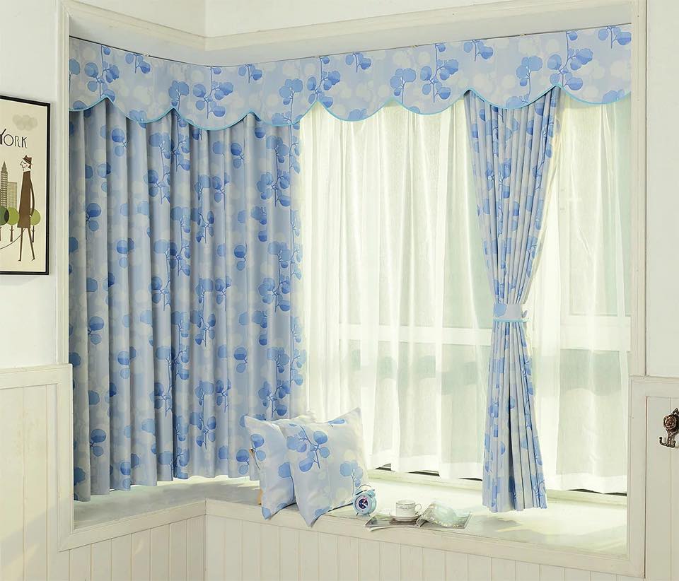 Lớp vải voan đi kèm bộ rèm vải Bỉ sang trọng bâc nhất để tạo nên nét hài hòa, mềm mại cho căn phòng