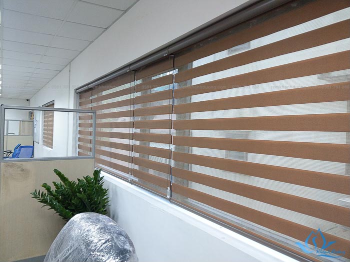 Rèm Khánh Đường là địa chỉ uy tín cung cấp các sản phẩm rèm cầu vồng văn phòng chất lượng cao