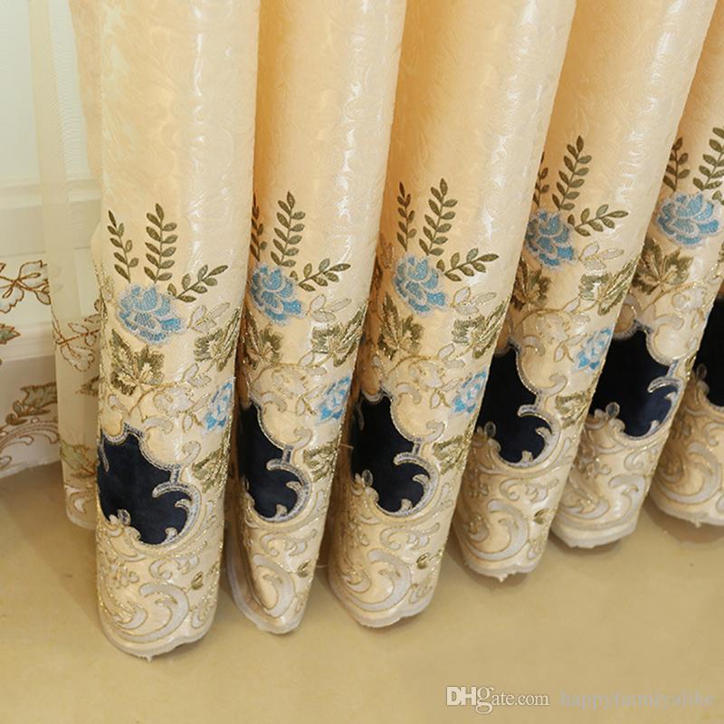 Rèm cổ điển sang trọng, lịch sự cho cửa sổ