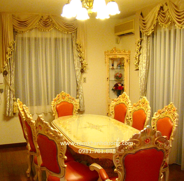 Rèm nữ hoàng sang trọng Tây Hồ, Hà Nội
