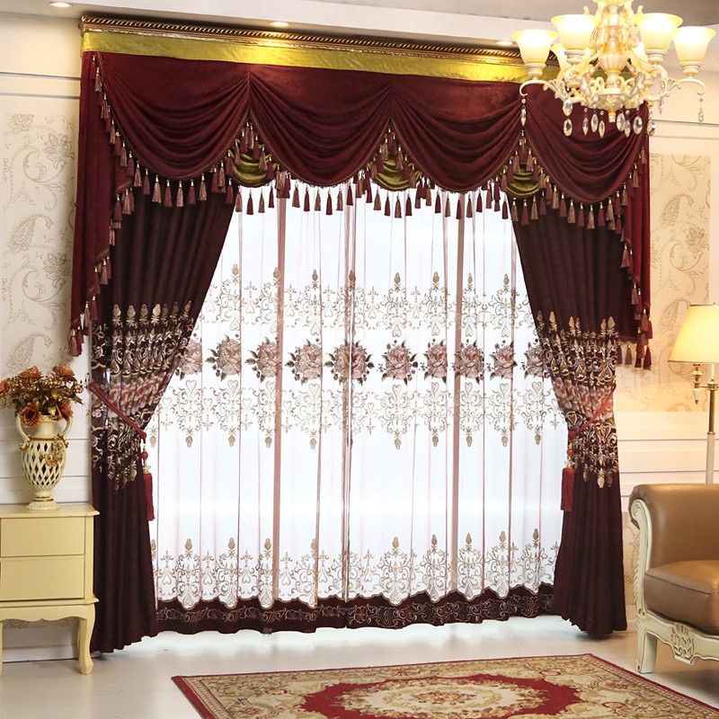 Rèm cửa màu đỏ mang lại may mắn cho gia chủ