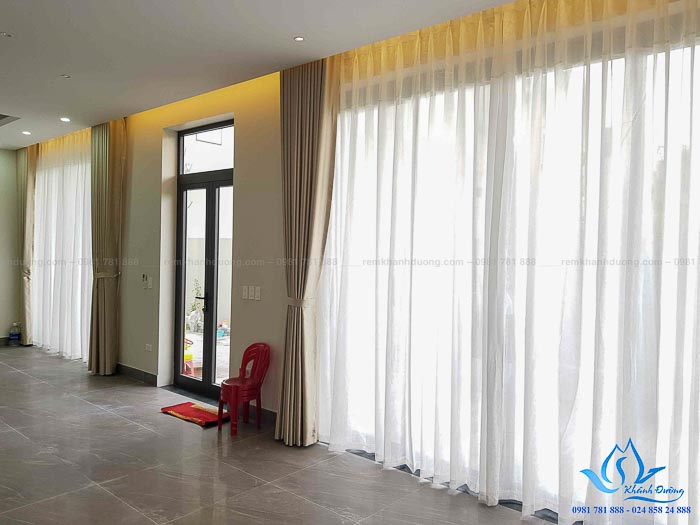 CÔNG TRÌNH RÈM VẢI HAI LỚP TẠI NHÀ ANH HÒA Ở BỈM SƠN TỈNH THANH HÓA