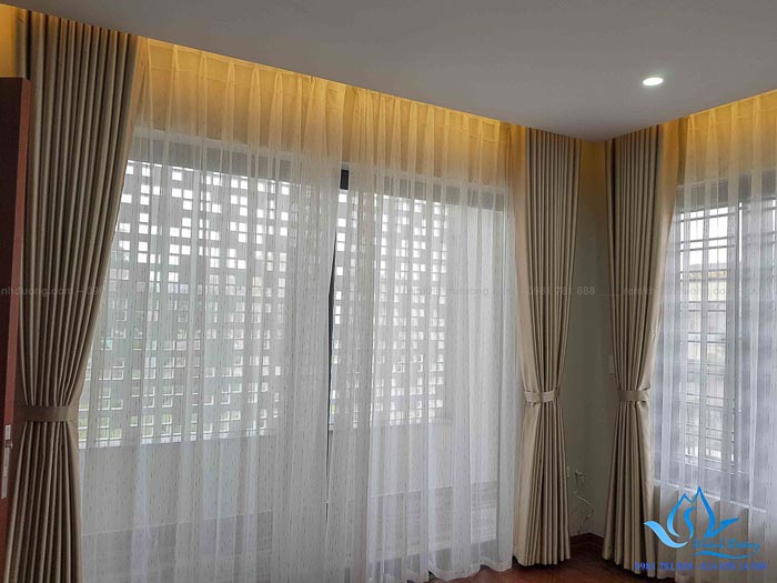 CÔNG TRÌNH RÈM VẢI HAI LỚP TẠI NHÀ ANH HÒA Ở BỈM SƠN TỈNH THANH HÓA
