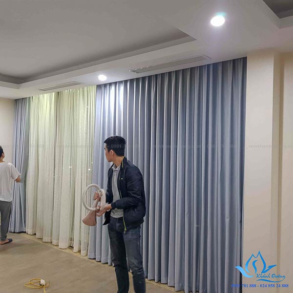 CÔNG TRÌNH THI CÔNG RÈM NHÀ CHỊ HUYỀN Ở THỤY KHÊ