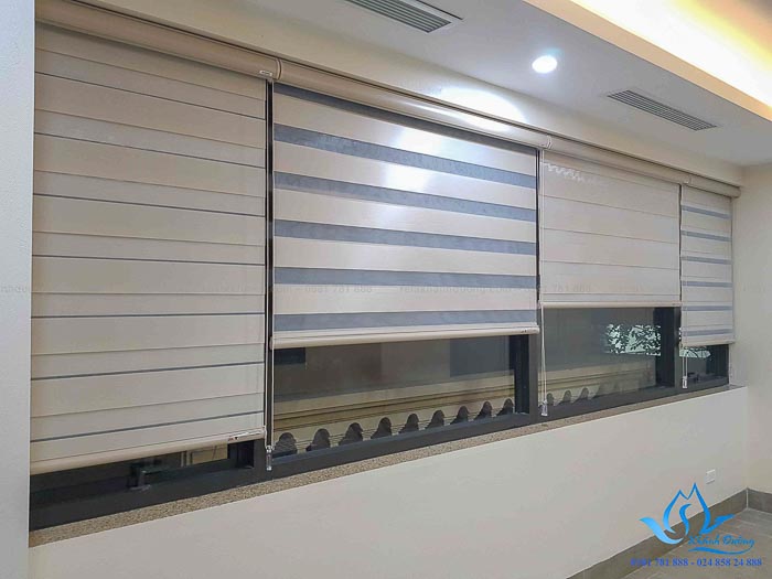 CÔNG TRÌNH THI CÔNG RÈM NHÀ CHỊ HUYỀN Ở THỤY KHÊ