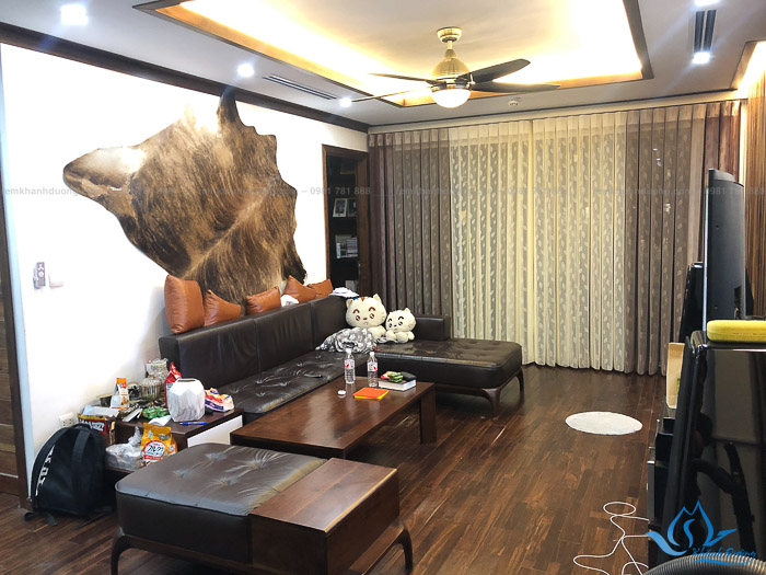 Thi công rèm cửa chống nắng đẹp cho phòng khách chung cư cao cấp