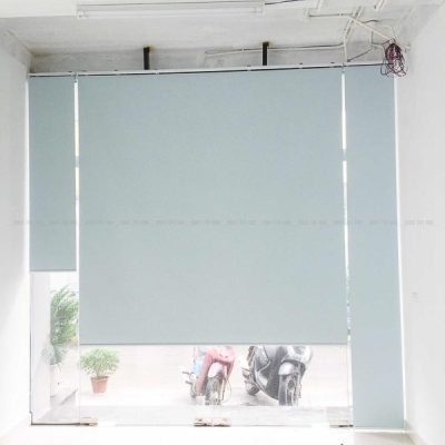 Giá rèm cuốn trơn thanh lịch cho cửa kính tại Tố Hữu, Cầu Giấy MA 1893