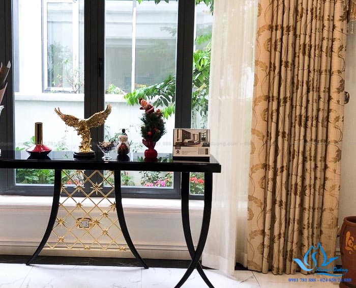 Giới thiệu mẫu rèm cổ điển cho biệt thự Vinhome Sài Đồng, Hà Nội KD02