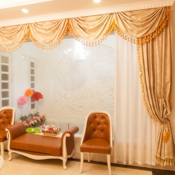 Rèm tân cổ điển sang trọng, đẳng cấp