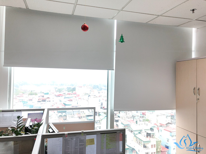 Mẫu rèm cuốn cản sáng bền đẹp, chất lượng tốt tại Hà Nội