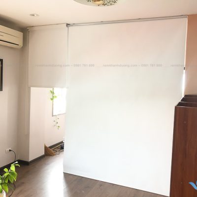 Mẫu rèm cửa sổ cuốn chống nắng rẻ bền đẹp phố Đốc Ngữ, Hà Nội RCC 001