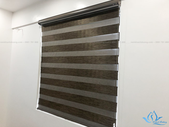 Nên chọn rèm cầu vồng phòng ngủ làm từ chất liệu dày dặn, đảm bảo khả năng chống nắng tốt nhất