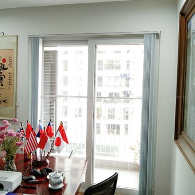 KL 99 rèm lá dọc văn phòng chị Nga tại hà nội