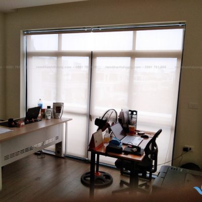 Rèm cuốn lưới giá rẻ cho chung cư tại Vinhomes Gardenia Hàm Nghi A4004