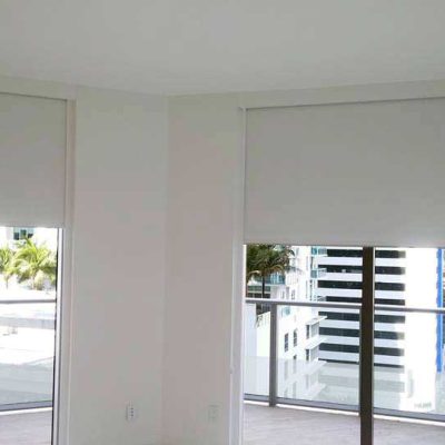 Rèm cuốn trơn cản nắng 100% - CT02