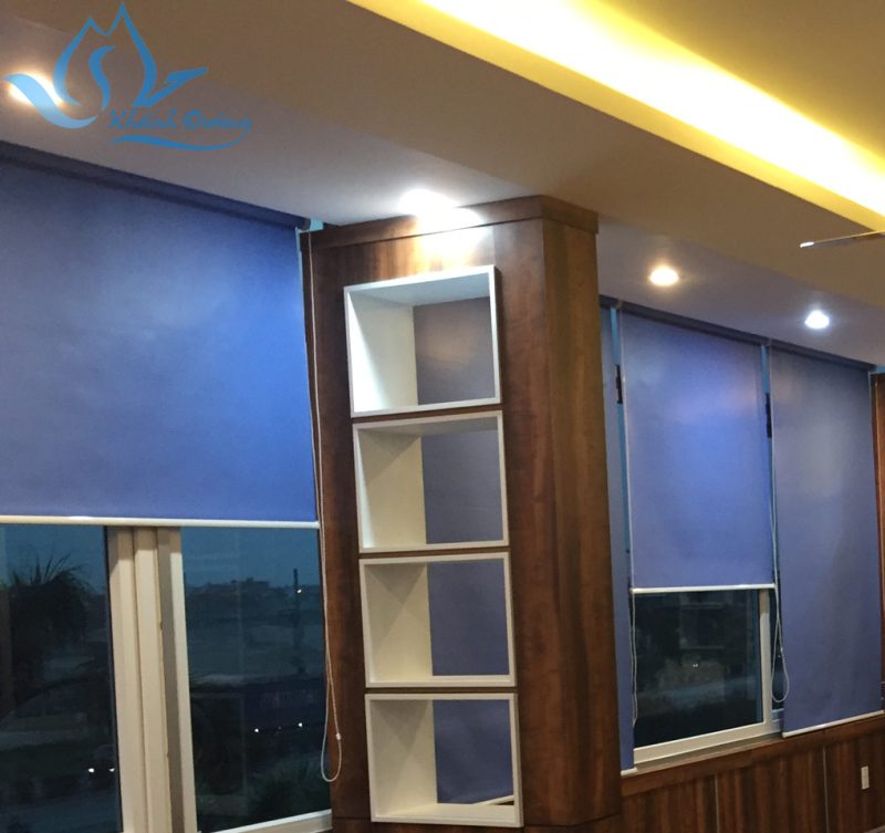 Rèm cuốn trơn cản nắng 100% - CT04