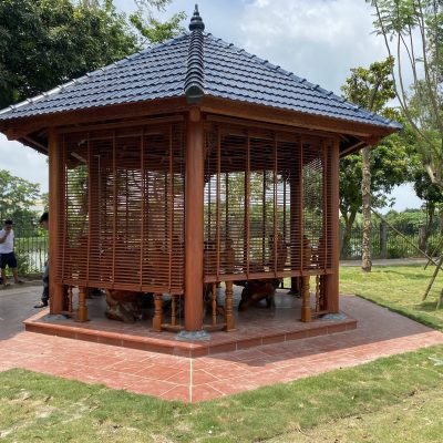 Rèm gỗ hương đỏ ngoài trời cho chòi lục giác tại Hải Dương