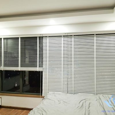 Rèm sáo gỗ màu trắng MSJ 301 cho phòng ngủ căn hộ Ciputra Hà Nội