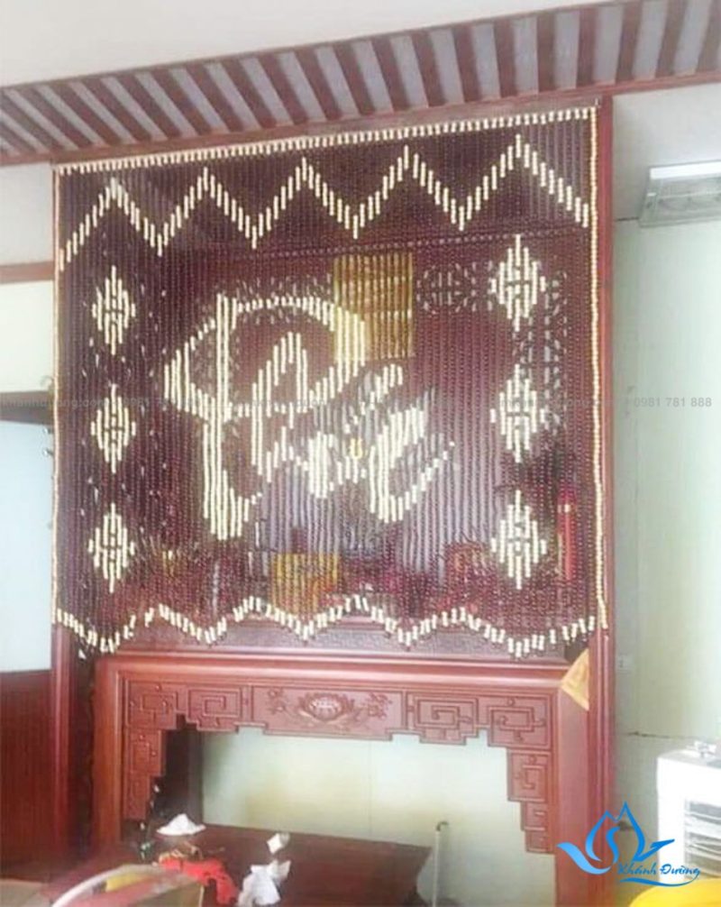 Rèm hạt gỗ bồ đề phong thủy đan chữ phúc cho không gian phòng thờ