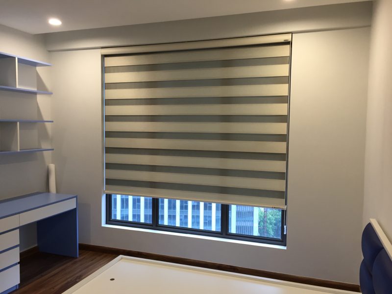 Rèm ngang cầu vồng chắn sáng cao cấp tại Lê Văn Lương- Hà Nội SN 331