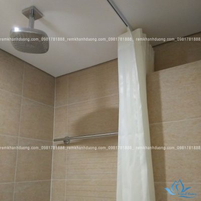 3-rem-phong-tam-mau-kem-soc-ke-350K-m2 (5)