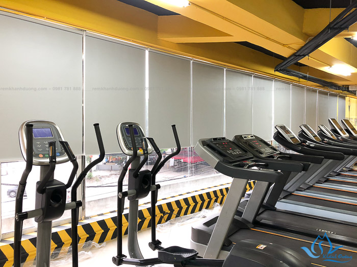 Lắp đặt rèm cuốn chống nắng cản sáng tốt tại Hà Nội