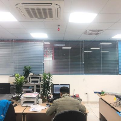 Rèm sáo nhôm chống nắng ở Tháp văn phòng Hồ Gươm Plaza ST 36