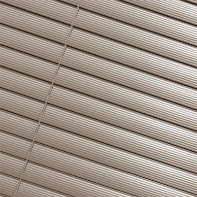 premium-taupe-stripe-20-venetian-blind-3