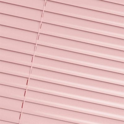 essence-candy-pink-20-venetian-blind-3
