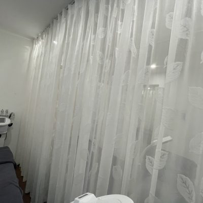 rèm spa họa tiết lá cho khu thẩm mỹ bệnh viện Hòe Nhai Ba Đình  (4)