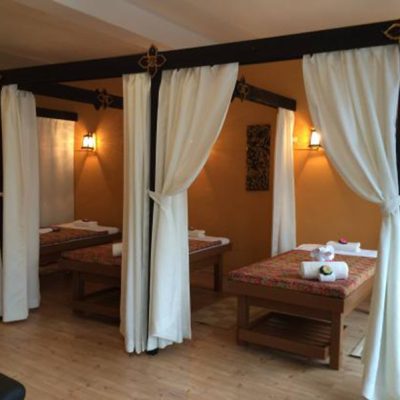 Rèm spa cao cấp ngăn giường đẹp nhất