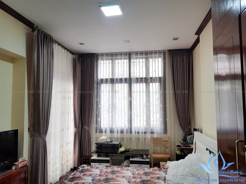 Rèm vải cản nắng 1 màu vải Hàn Quốc voan thêu tay Mỹ Đình, Hà Nội D10