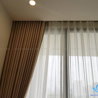 rem-vai-hai-lop-chong-nang-dep-sang-trong-tai-vincom-pham-hung-tm695-4