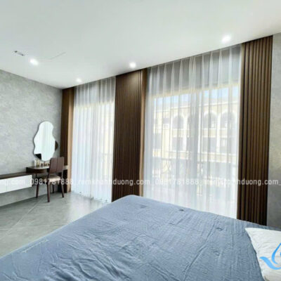 Rèm vải hai lớp hiện đại được lắp đặt cho phòng cưới tại Đan Phượng, Hà Nội