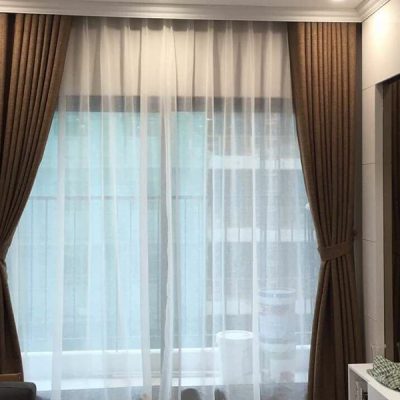 Rèm vải hai lớp màu nâu cho căn hộ nhà hướng tây chống nóng tốt