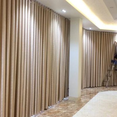 Rèm vải màu kem đẹp cho nhà nhiều cưa kính đẹp tại Nguyễn Văn Huyên Cầu Giấy