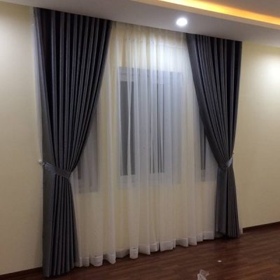 Rèm vải hai lớp màu ghi tối cho nhà mặt đất tại Khu Đô Thị Linh Đàm