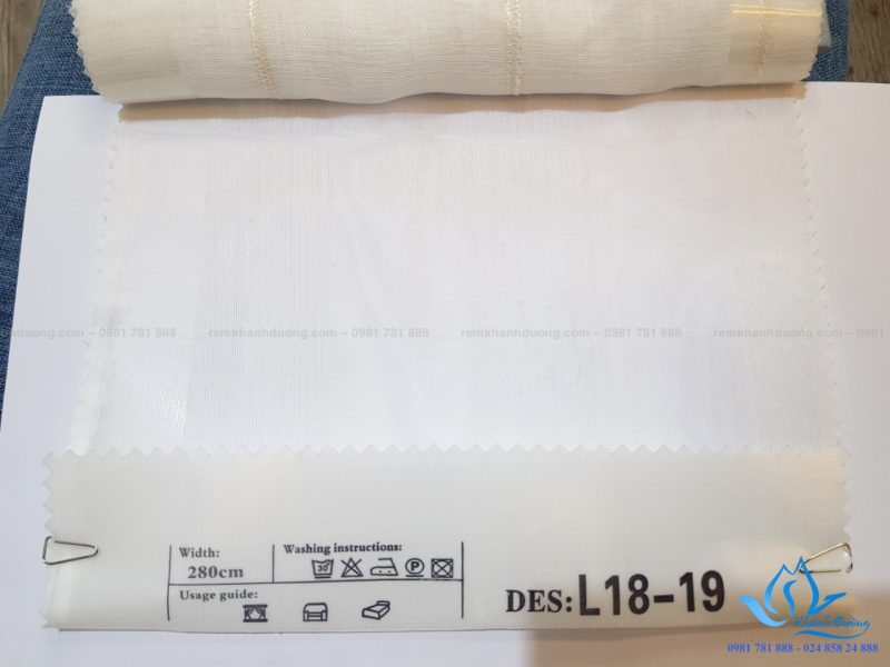 rem-vai-phong-khach-mau-ghi-sieu-dep-tai-quan-long-bien-ha-noi-65010-5