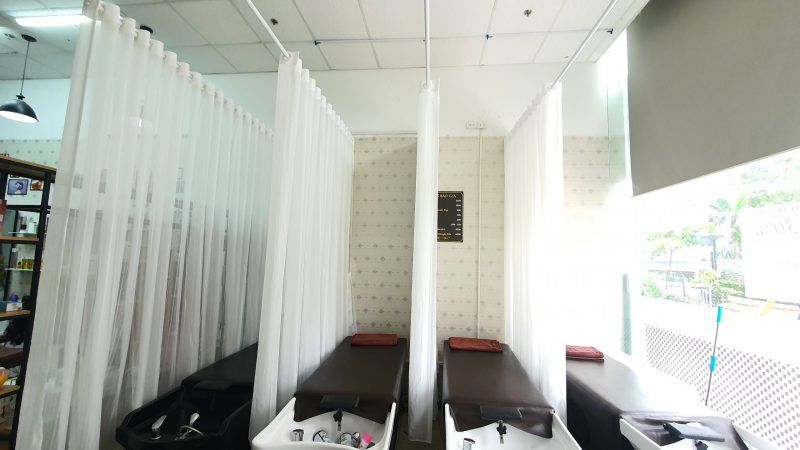 Rèm voan trắng ngăn giường cho Salon tóc tại Tòa D inperia Garden 143 Nguyễn Tuân